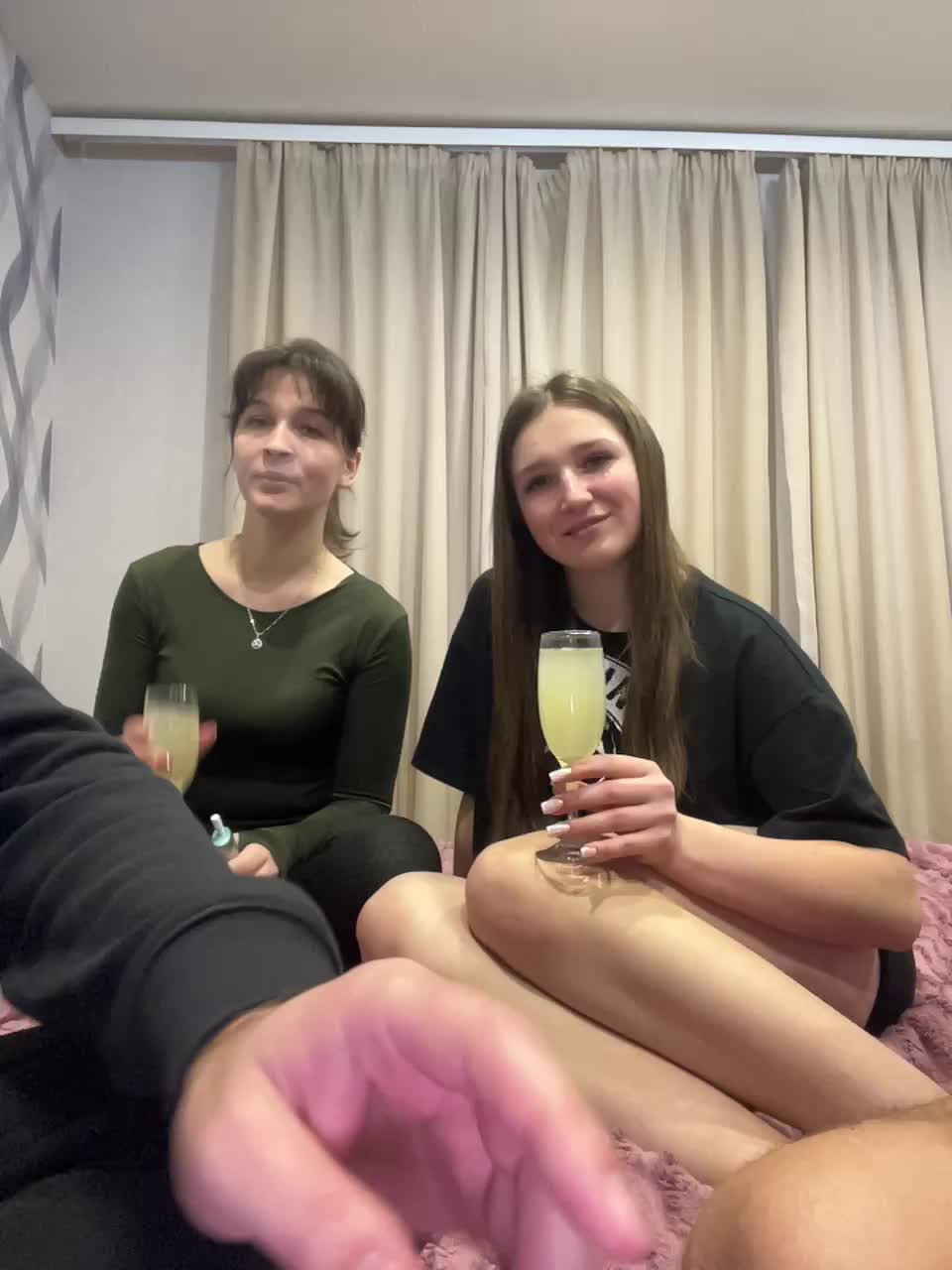 AHAHAC_HAXPEH_B_yHuTa3 Live Sex December 17, 2025