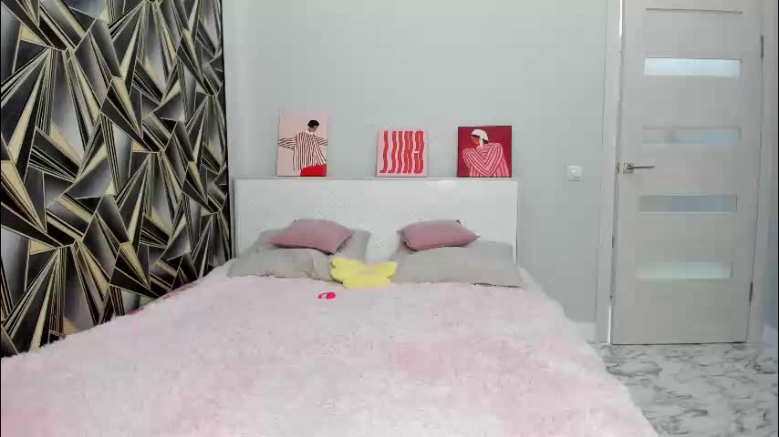 synop_sis Live Sex December 17, 2025