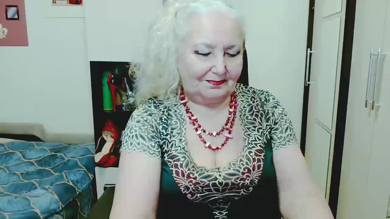 GrannyWants Live Sex December 17, 2025