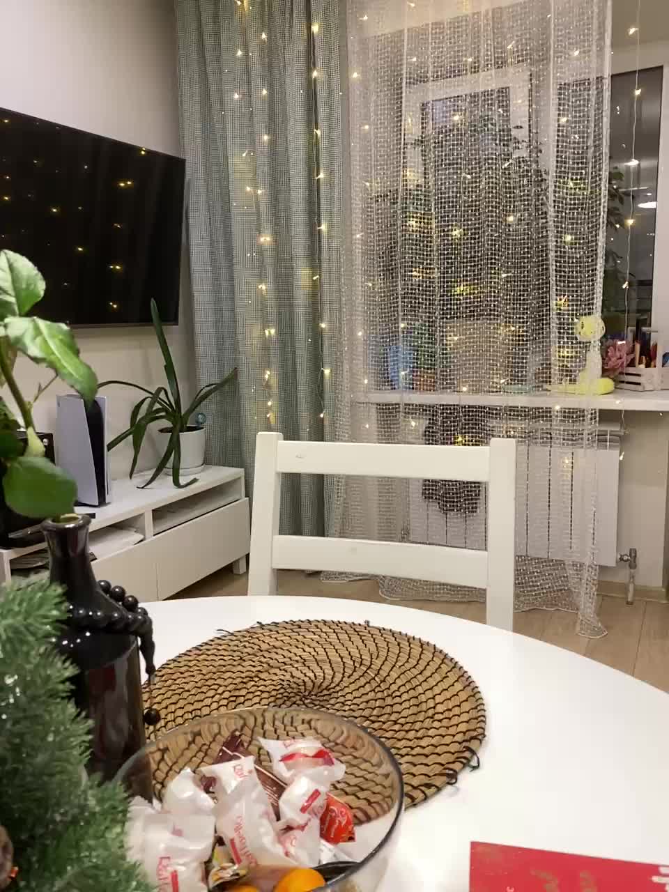 YuGoVi Live Sex December 17, 2025