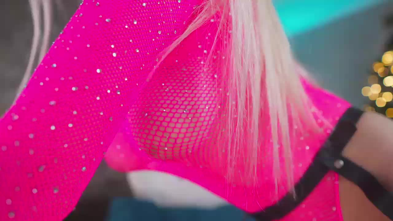 misstics_ Live Sex December 17, 2025