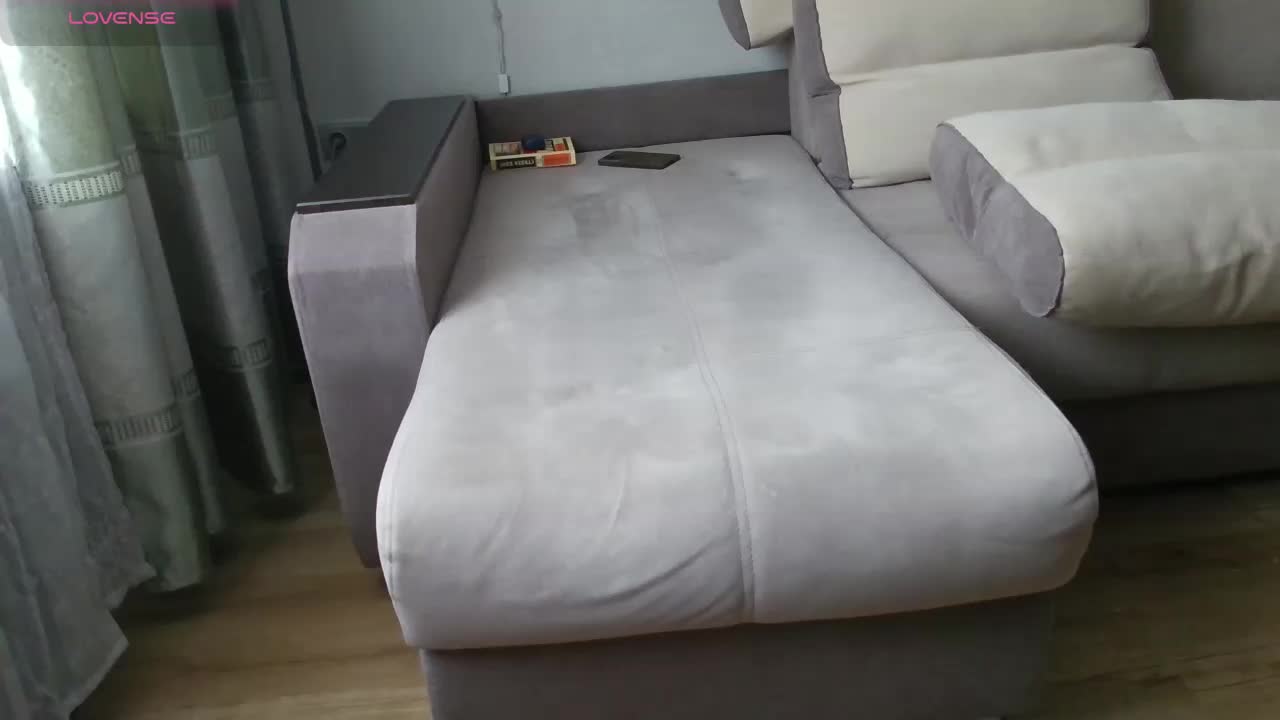 Milaa1998 Live Sex 2025.12.16