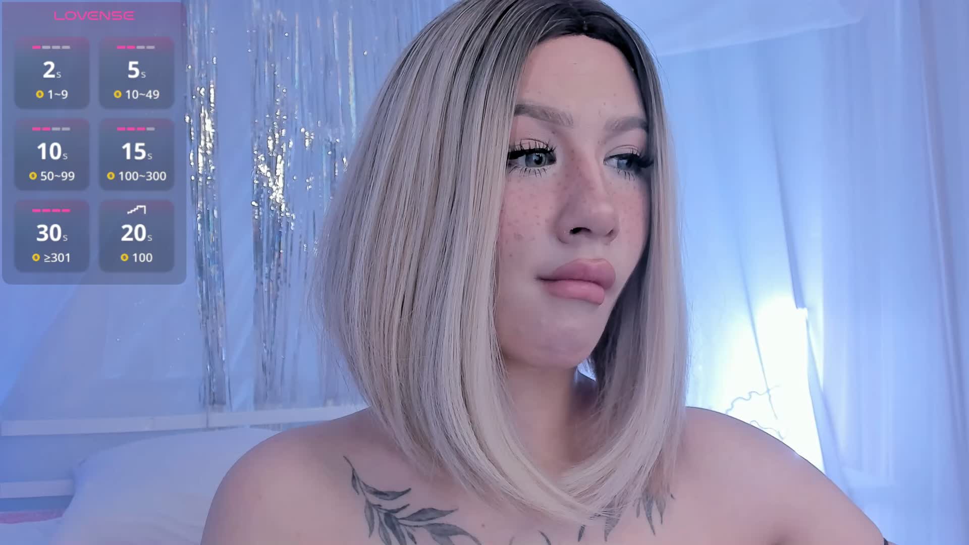 Necucubi Live Sex December 17, 2025