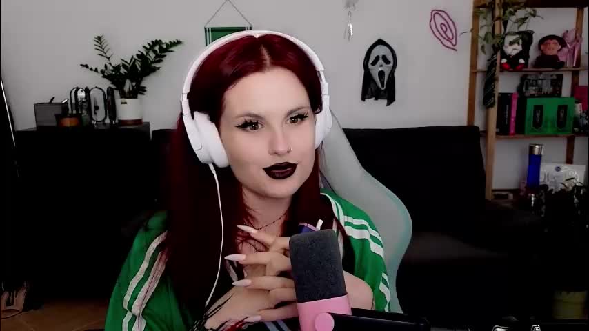 dellacrush_ Live Sex December 17, 2025