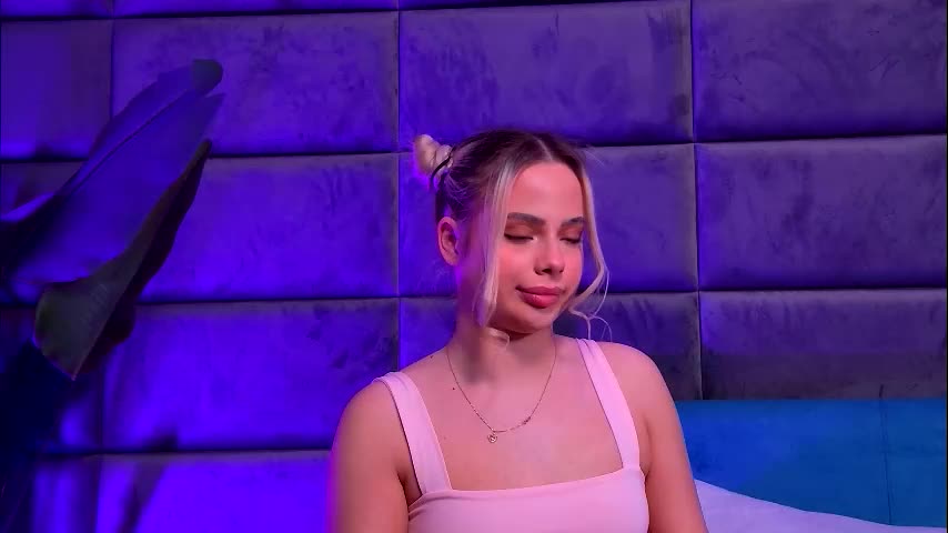 yssabelfox Live Sex December 17, 2025