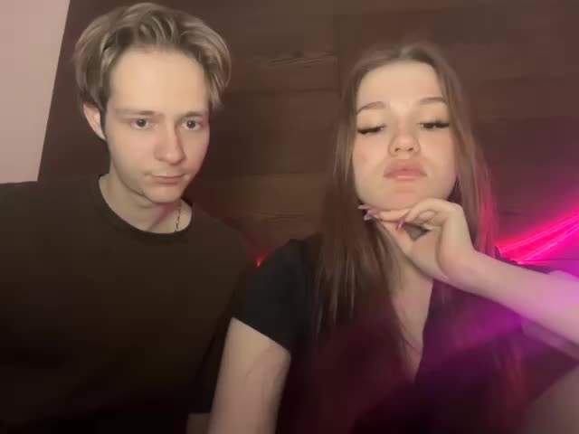 titsDestroy2007 Live Sex December 17, 2025