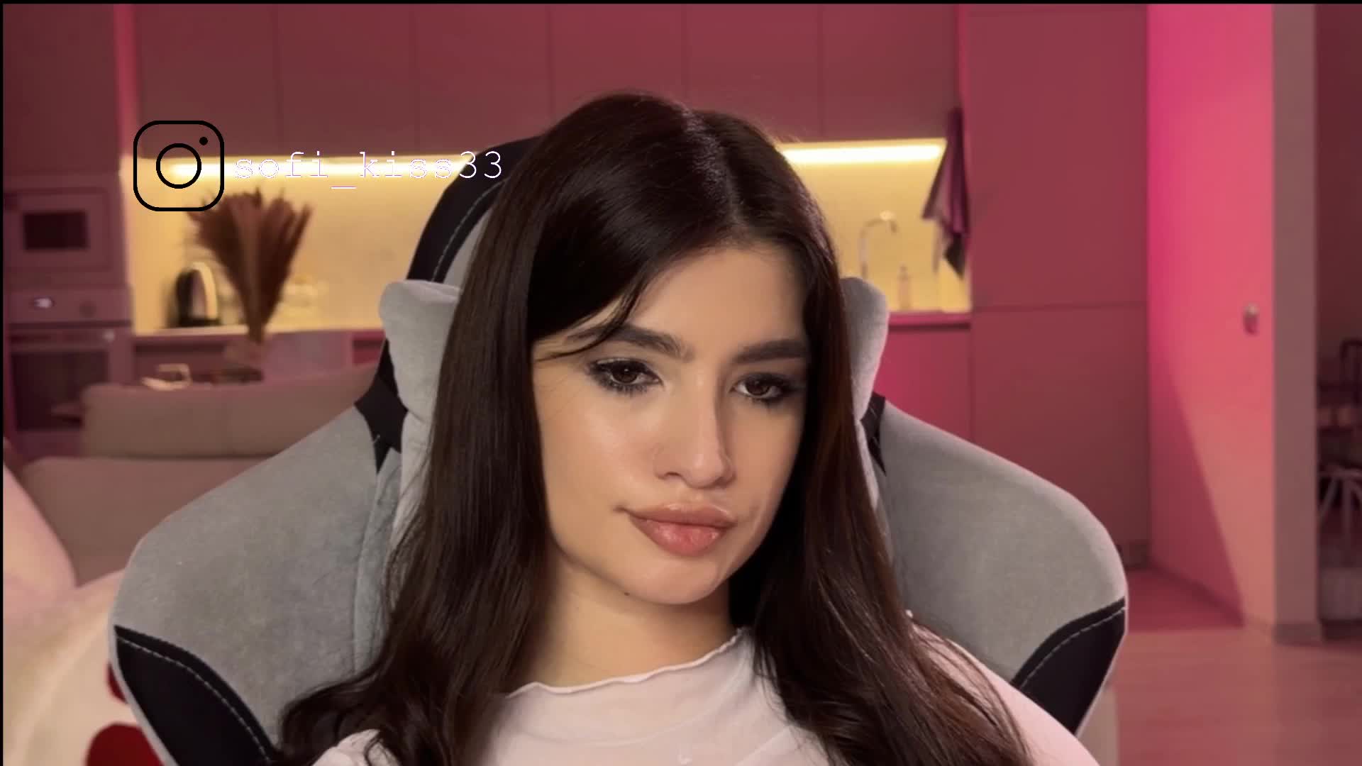 Sofi-Mi Live Sex December 17, 2025