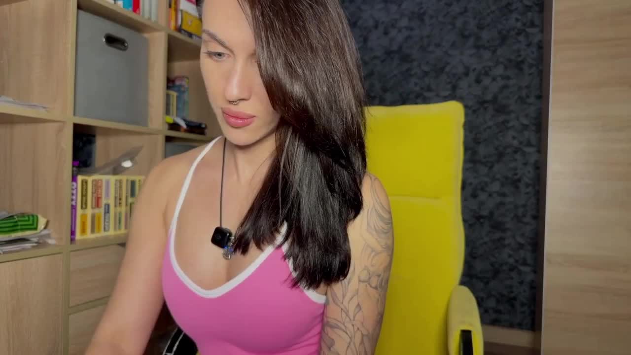 charmingaura1 Live Sex December 17, 2025