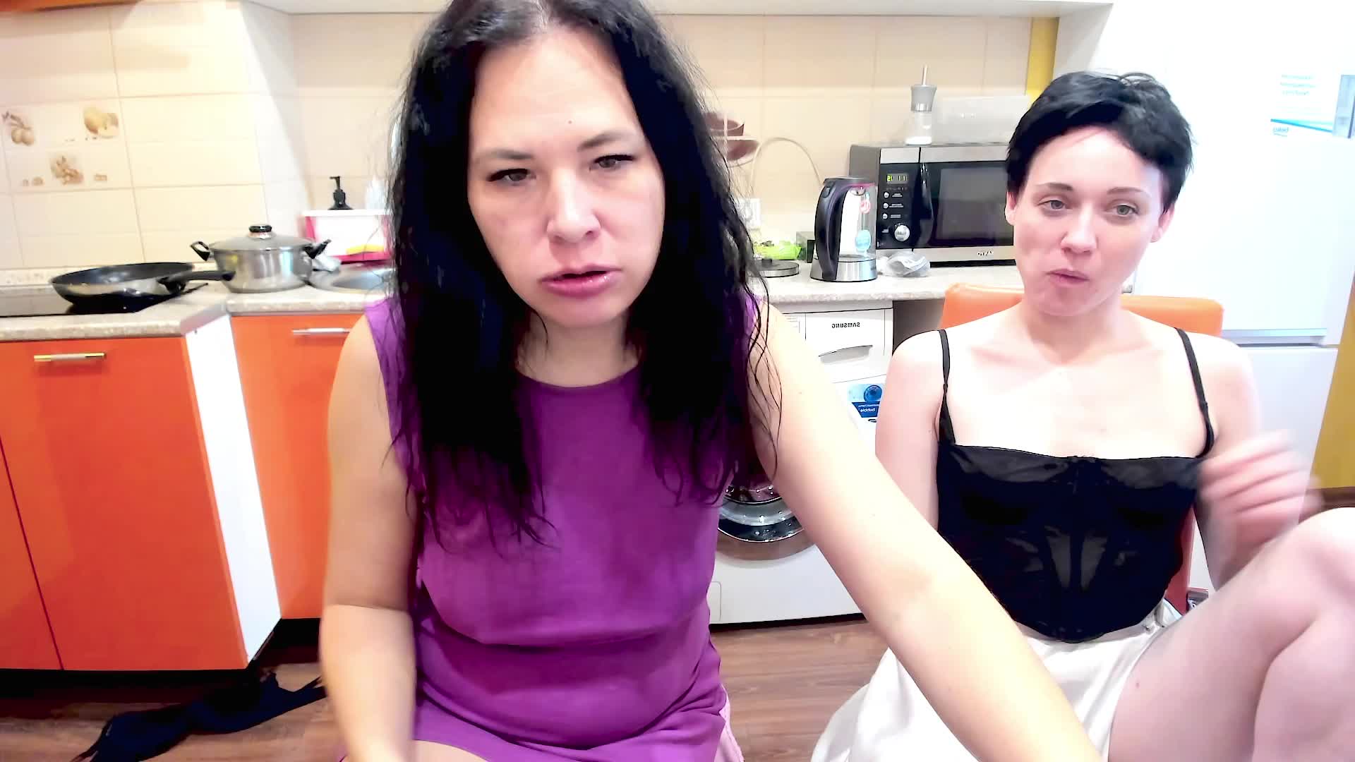 VikixEricka Live Sex December 21, 2025