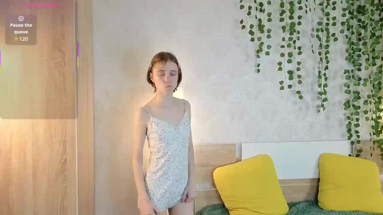 ViollaDream Live Sex December 18, 2025