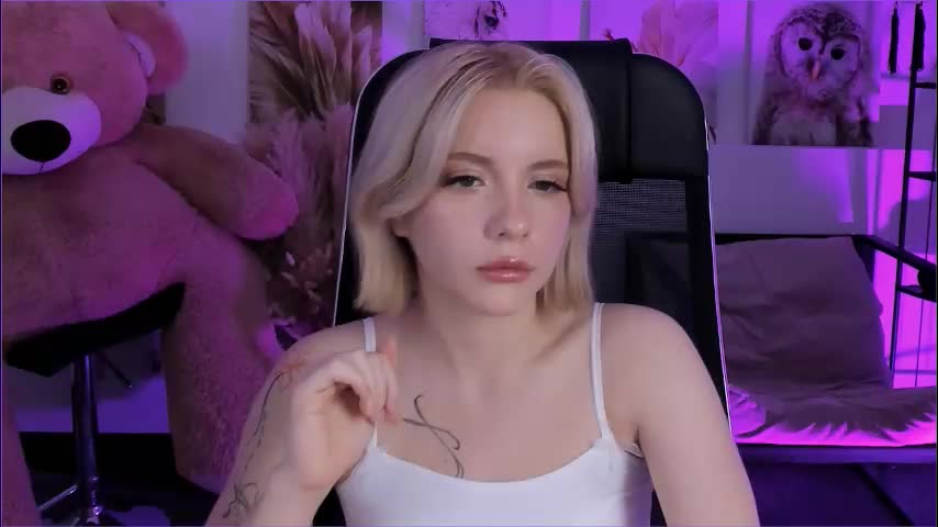 aurorawrenfield Live Sex 2025.12.17