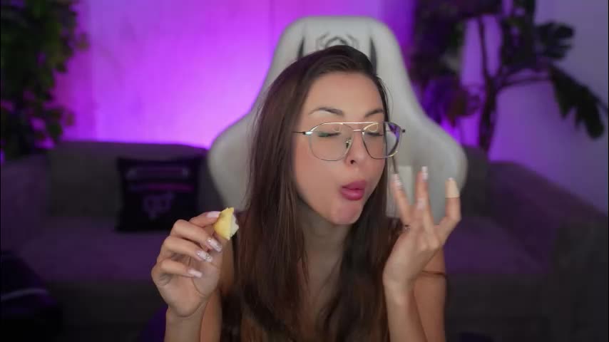 kira0541 Live Sex 2025.12.13