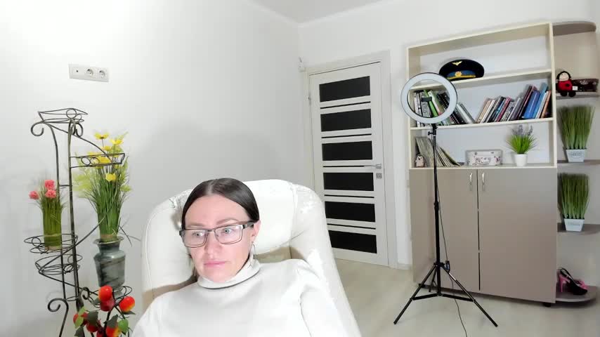 Vika73 Live Sex 2025.12.16