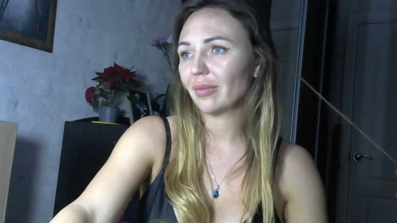 CuteAngelina Live Sex 2025.12.17