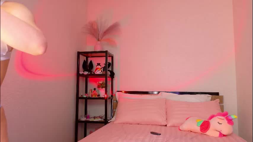 lovely_poppy Live Sex 2025.12.18