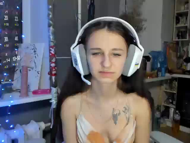 KikNika Live Sex 2025.12.18