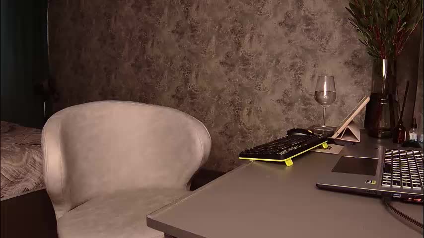 goddess_elizabeth Live Sex 2025.12.18