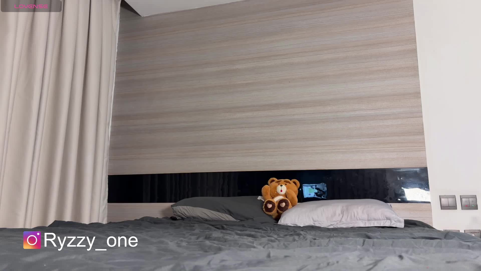 Nastyu-sha Live Sex 2025.12.18