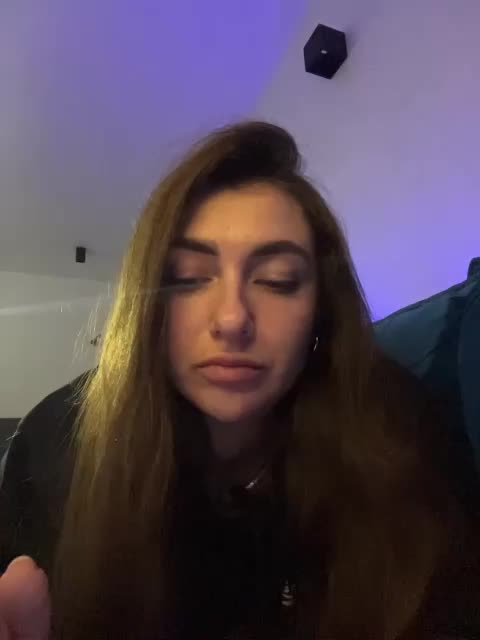 WILDGIRL Live Sex 2025.12.18