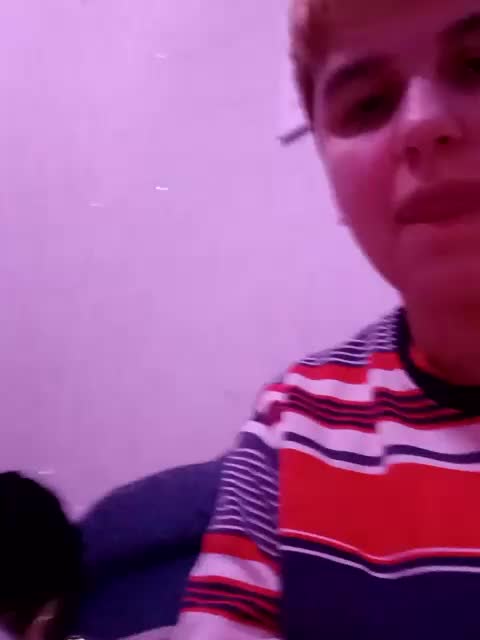 2Lesbians Live Sex 2025.12.18