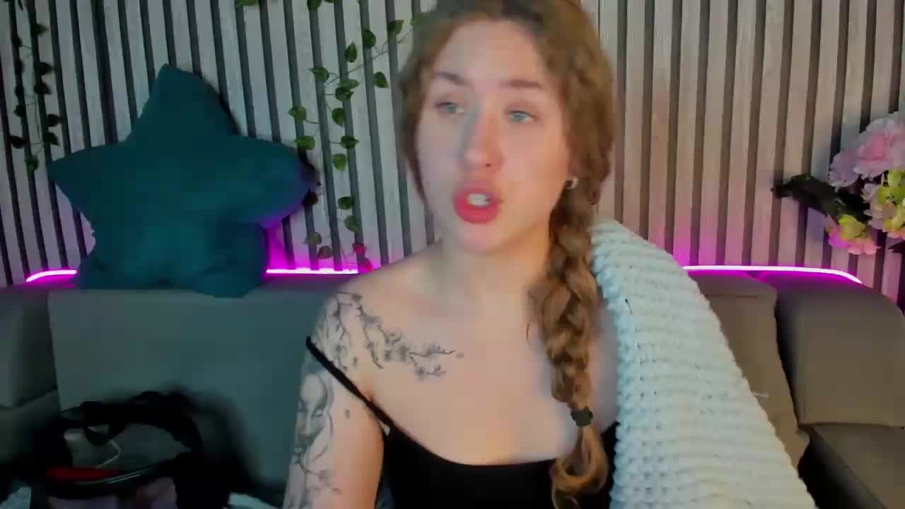 Elsiee-Cuttiess Live Sex 2025.12.18