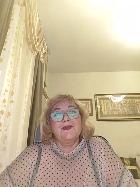 KarinkaSweet Live Sex 2025.12.18