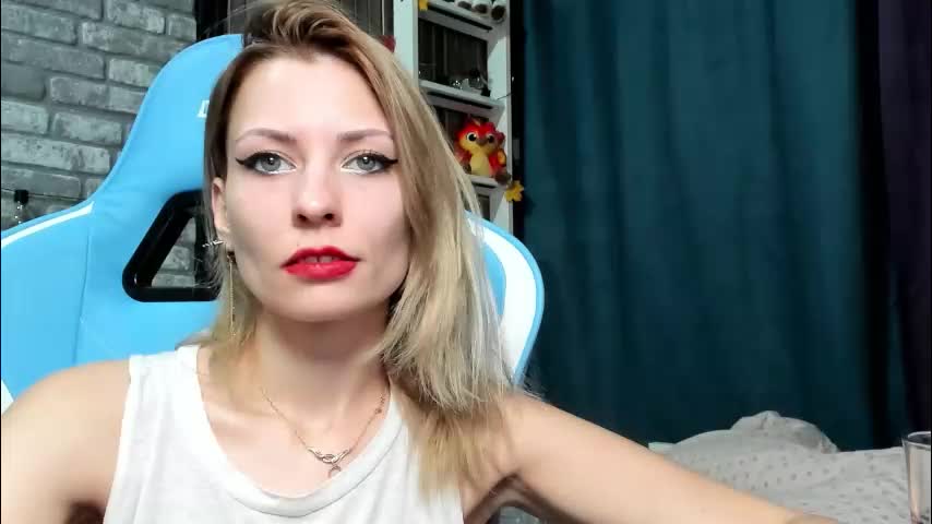 karoline121 Live Sex 2025.12.18