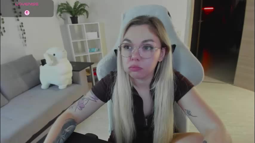 hot_babayaga Live Sex 2025.12.19