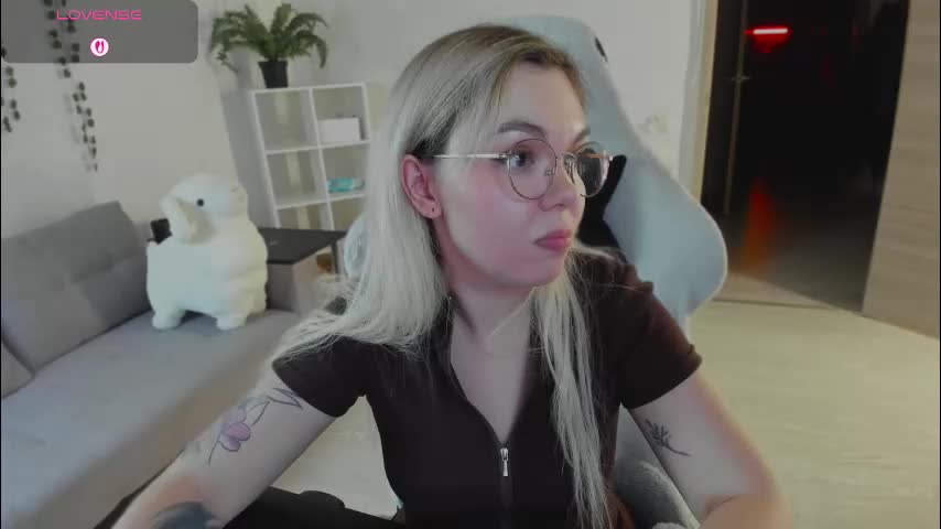 hot_babayaga Live Sex 2025.12.19