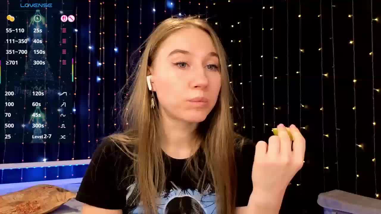 kiskaWEDNESDAY Live Sex 2025.12.19