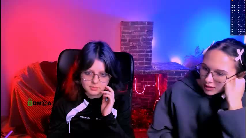 mona_cloud Live Sex 2025.12.19