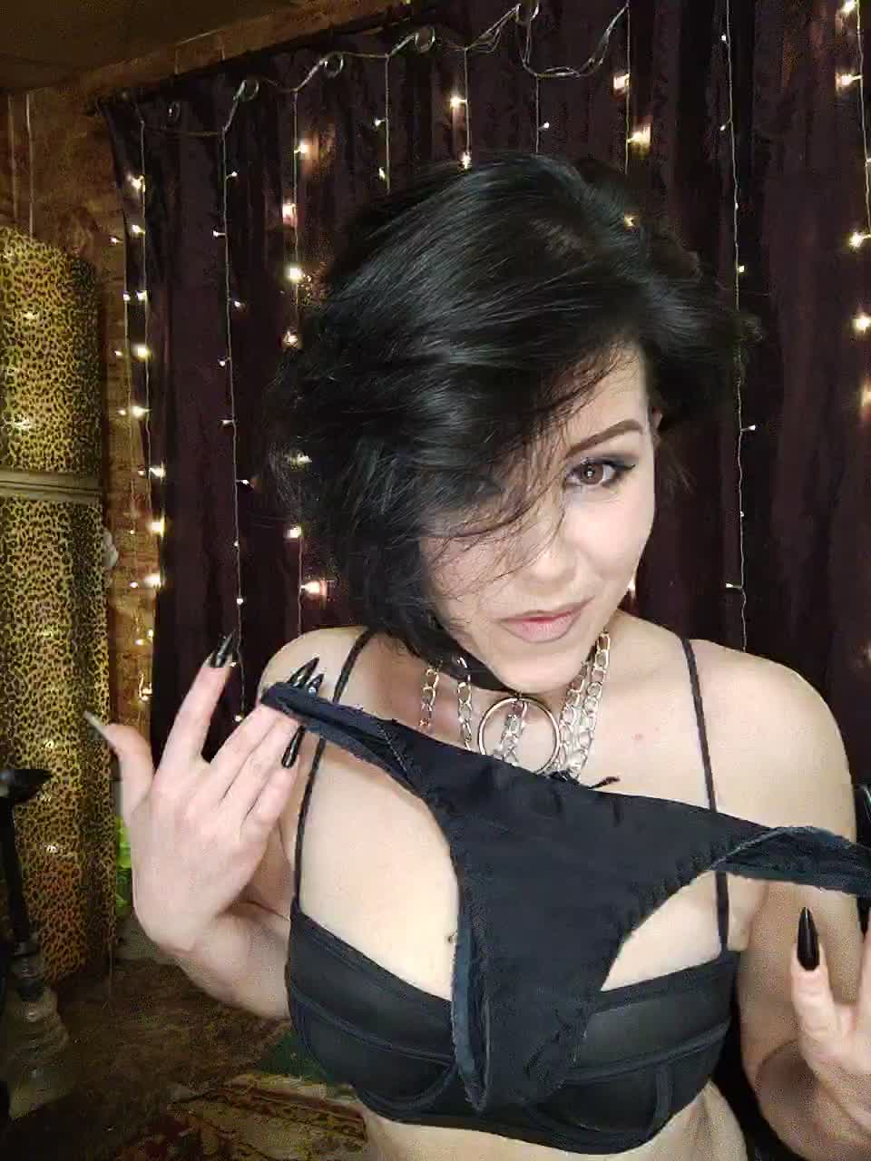 _Dia-Vik_ Live Sex 2025.12.19