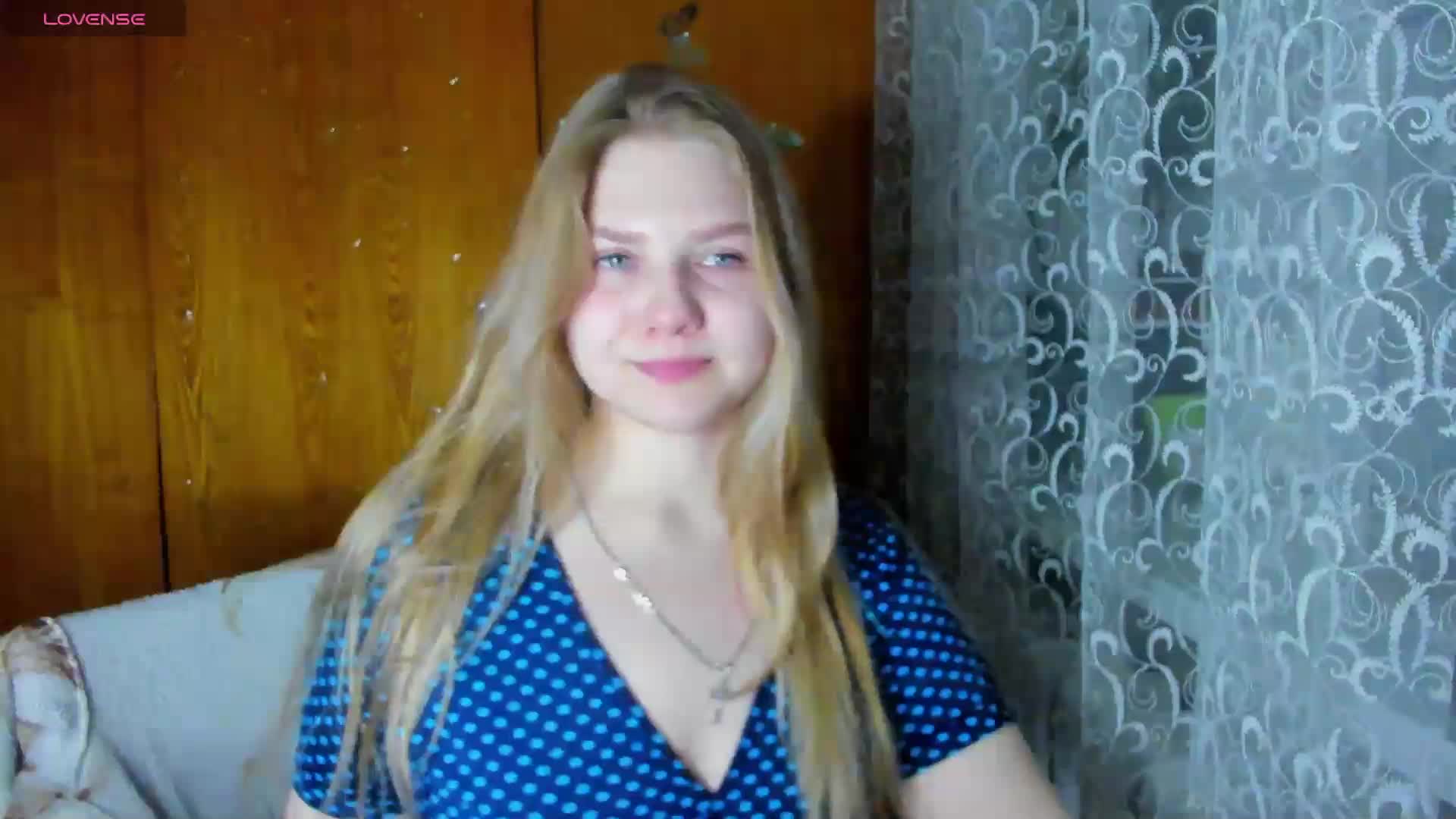 Emma-Frizea Live Sex 2025.12.19