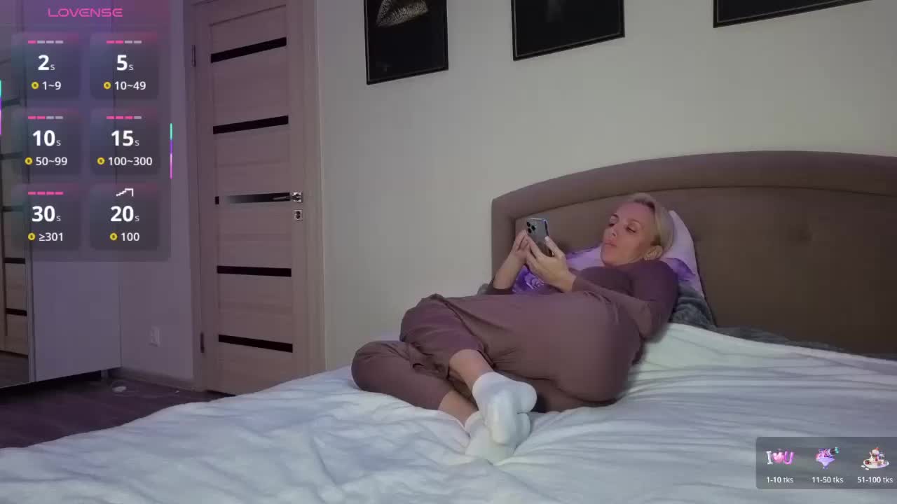 FemdomLadyMaria Live Sex 2025.12.19