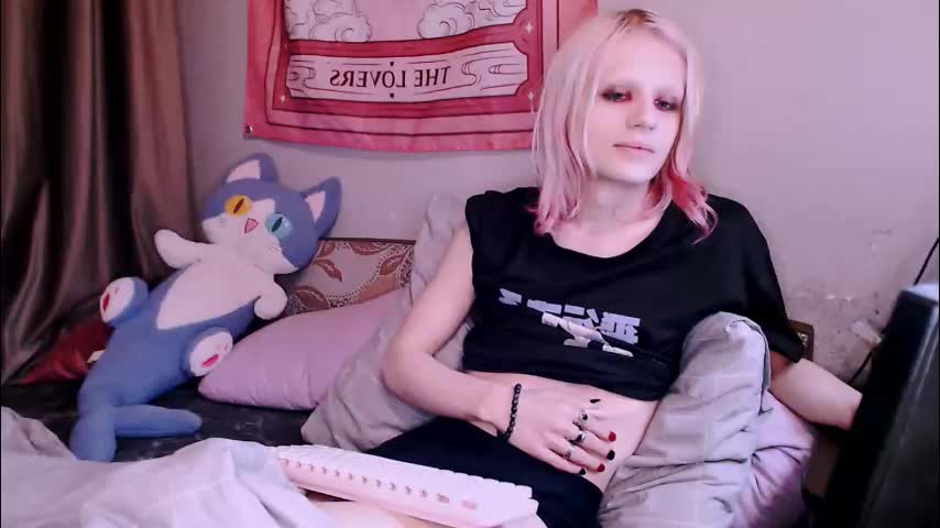 alien_bella Live Sex 2025.12.19