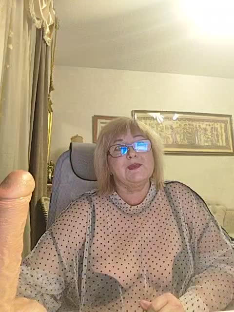 KarinkaSweet Live Sex 2025.12.19