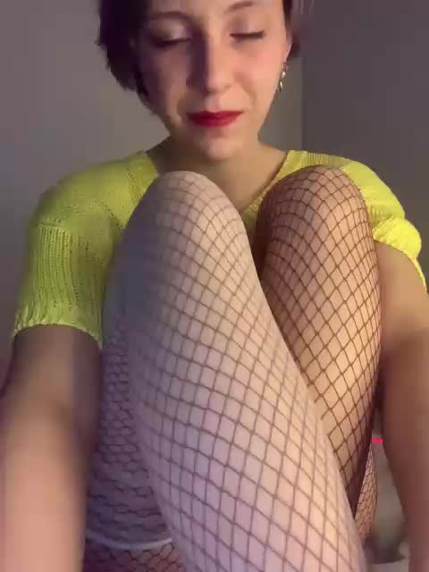 MilaMcGarden Live Sex 2025.12.19