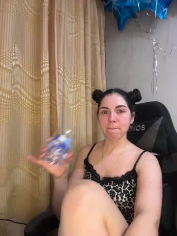 Vika19981 Live Sex 2025.12.20