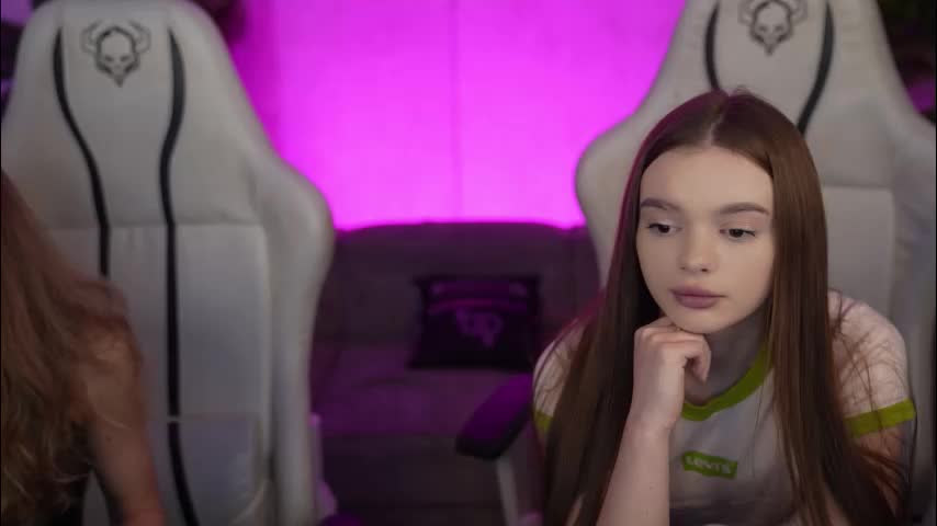 kira0541 Live Sex 2025.12.20