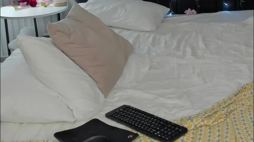 ameli_povilainn Live Sex December 21, 2025