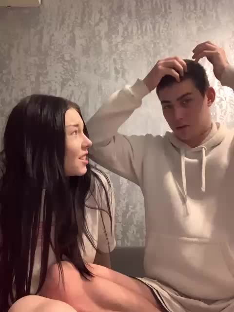 TUYA2 Live Sex December 21, 2025