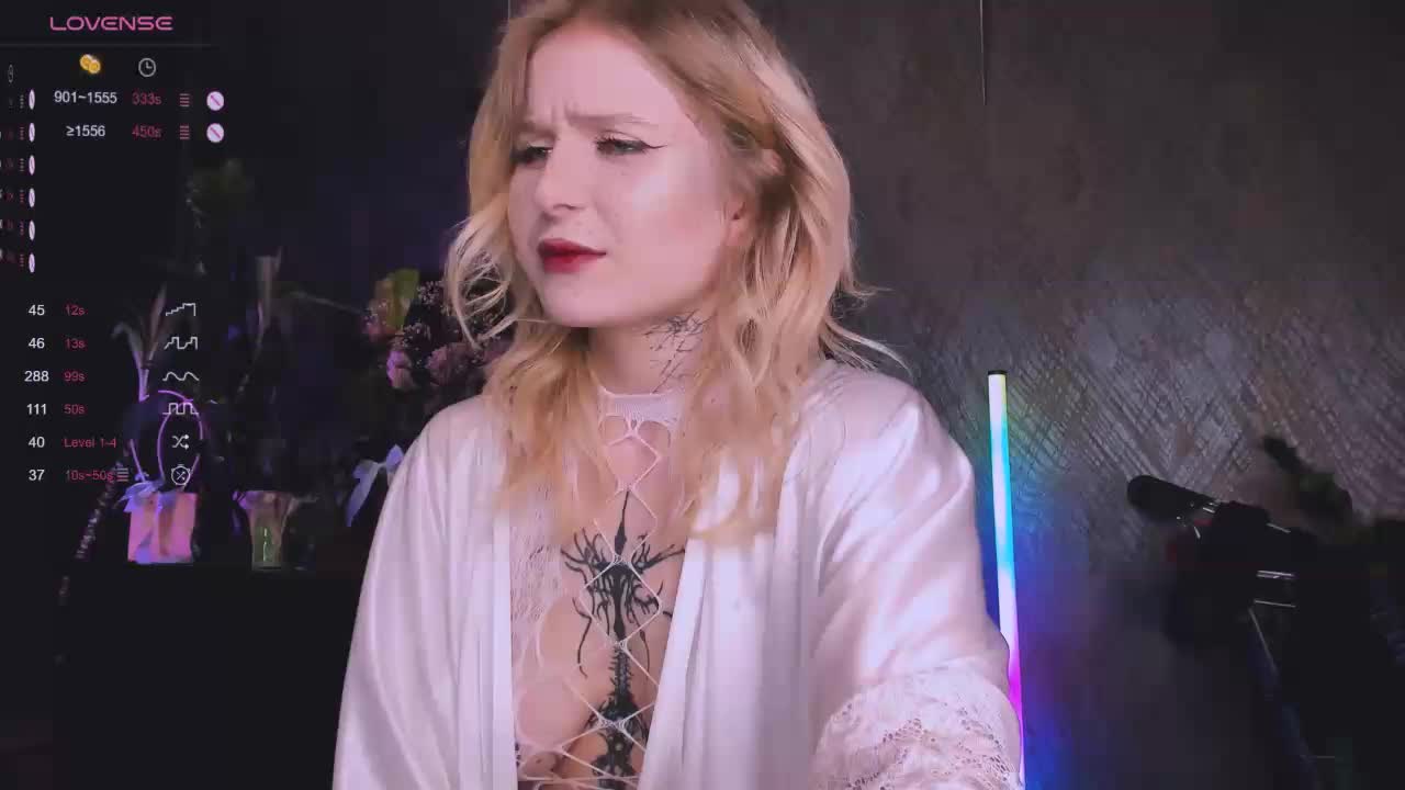 goth-bimbo Live Sex 2025.12.22