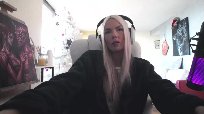 tinykylie Live Sex December 22, 2025