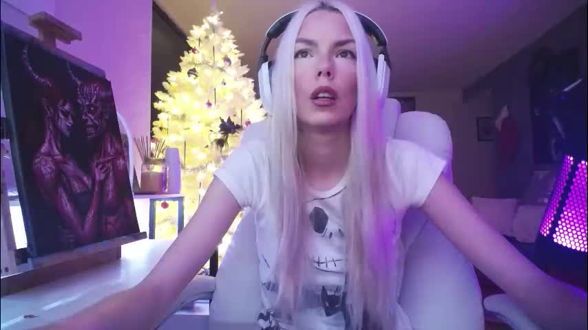 tinykylie Live Sex December 22, 2025