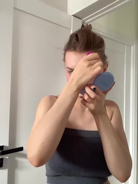 -Nezukoo- Live Sex December 22, 2025