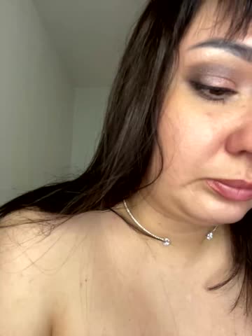 Alina-Milf Live Sex December 22, 2025