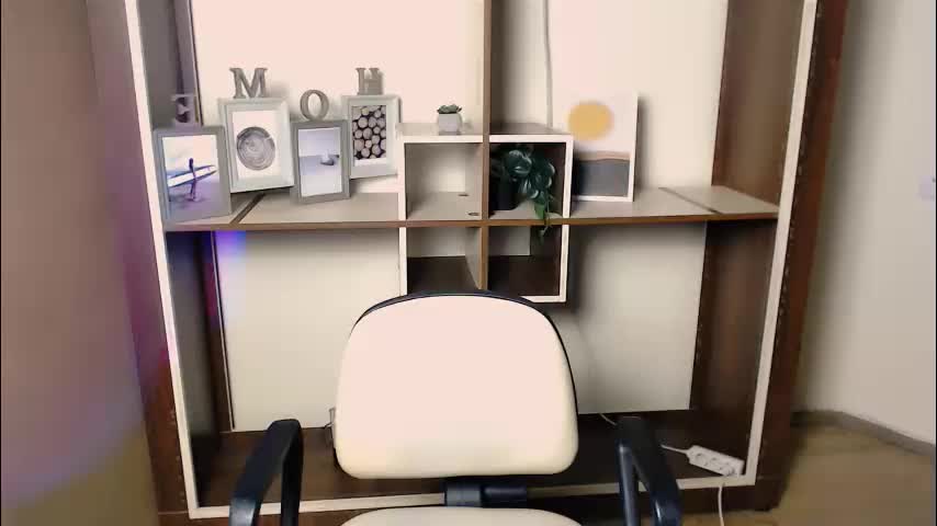 angelinalov_ Live Sex December 22, 2025