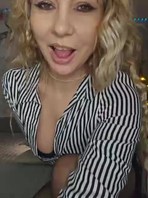 _Toxic_Tiger_ Live Sex December 22, 2025