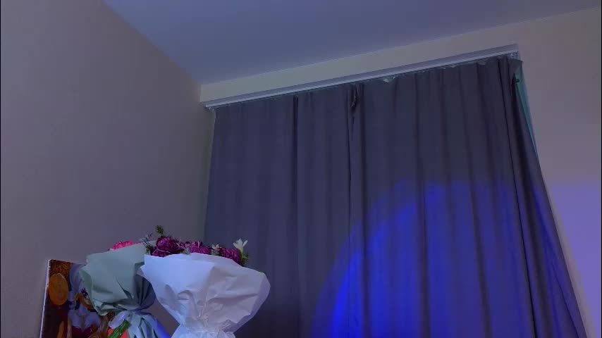 alise_kitty Live Sex 2025.12.22