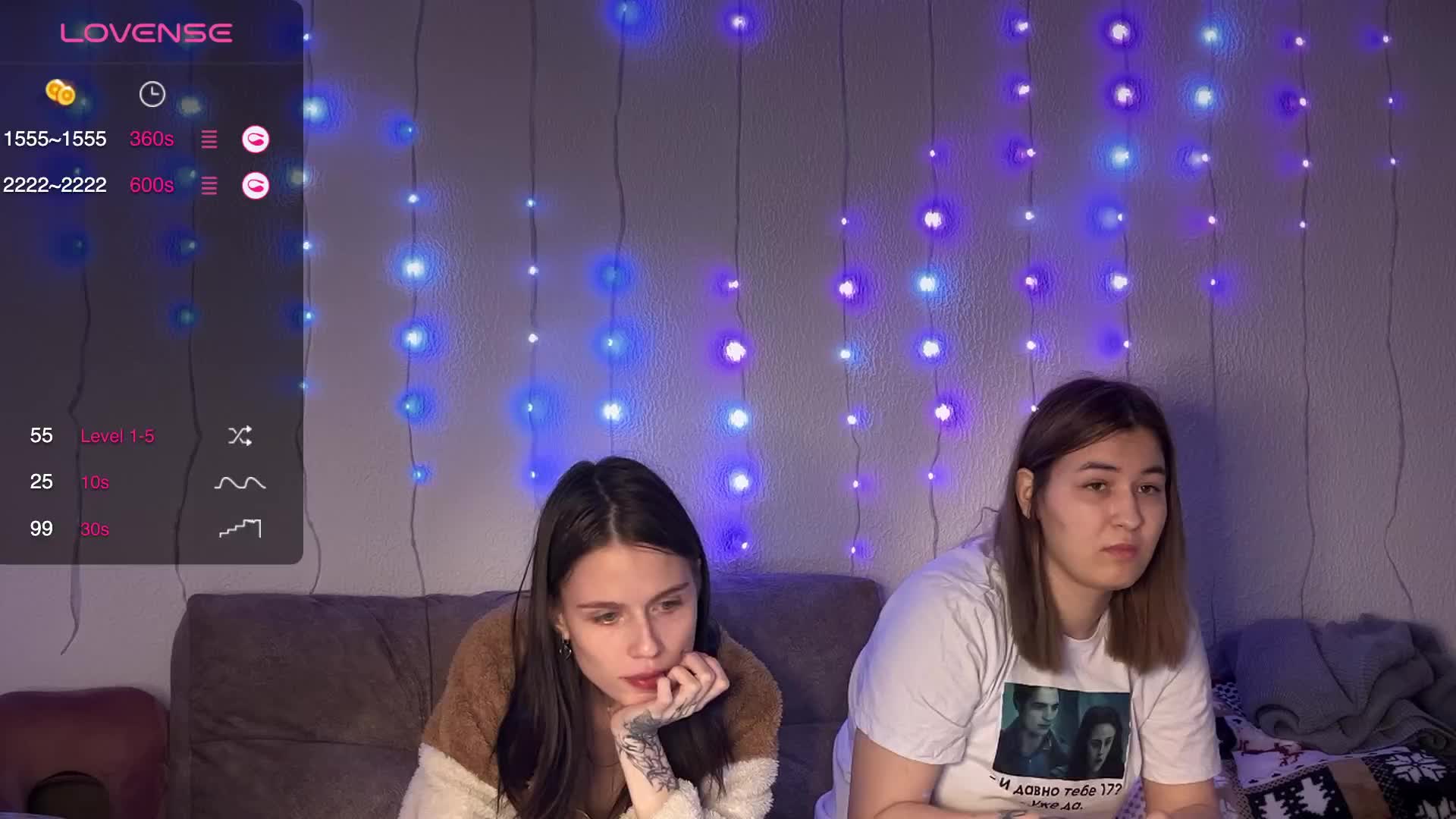 _Two_Chicks_ Live Sex December 23, 2025